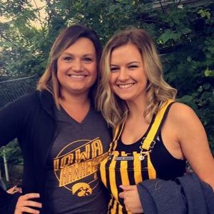 Meet your Posher, Saylom